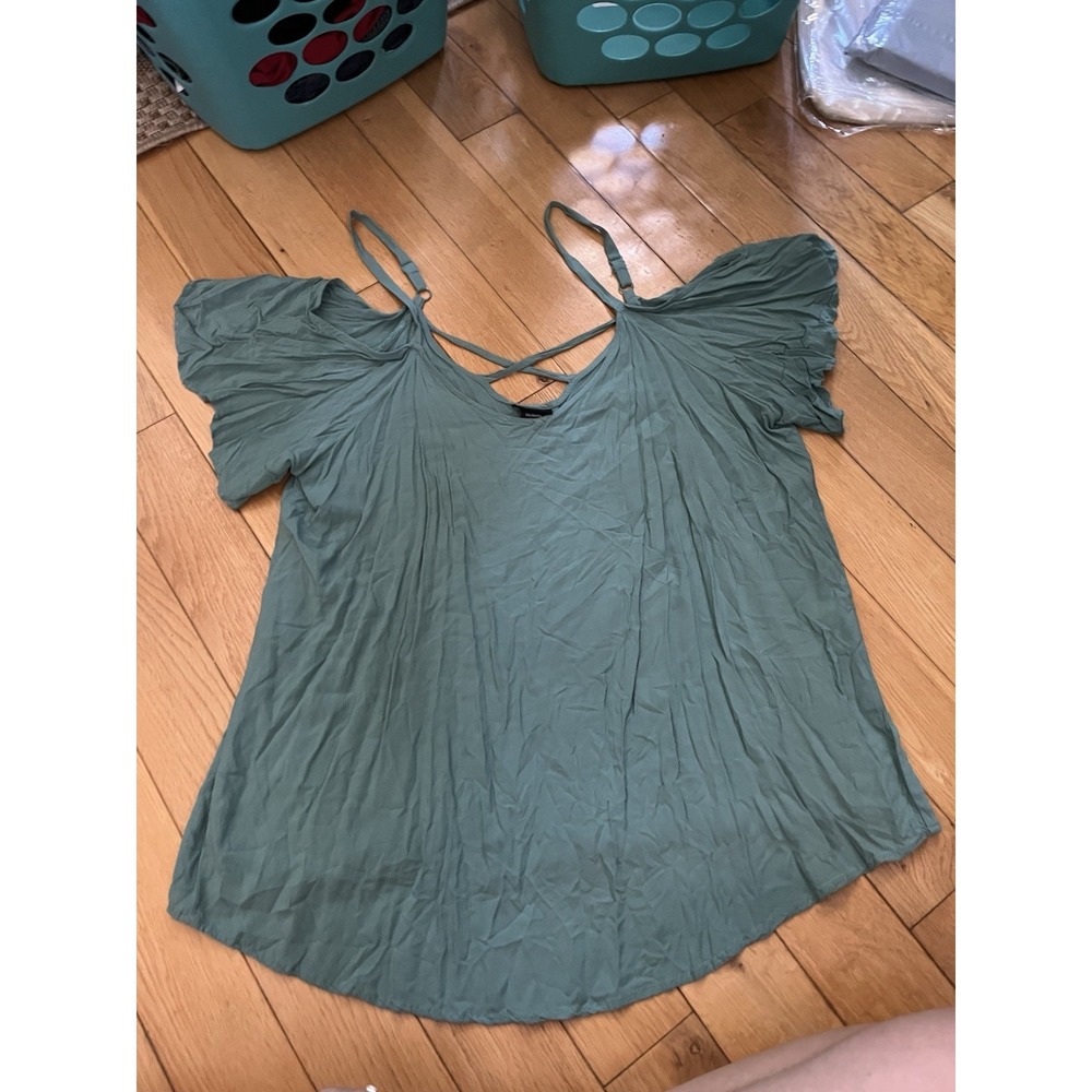 Torrid Green Off-Shoulder Crisscross Strap Blouse Size 0